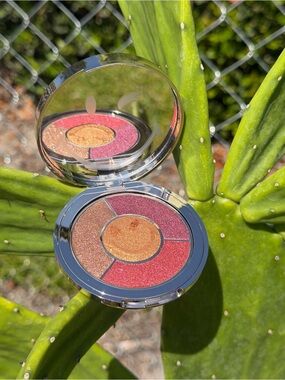 CIATE’ LONDON Wink On Smiley Eyeshadow